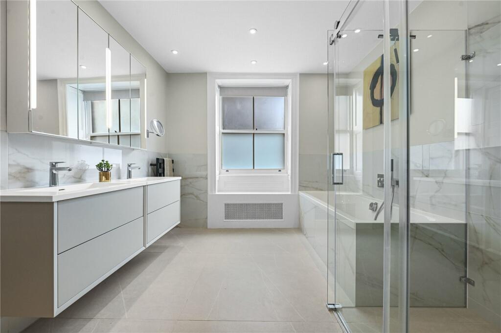 255503_SRL240010_L_IMG_25_0000