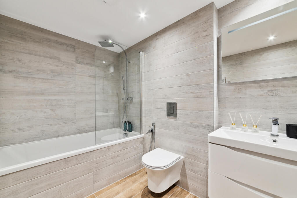 44510_KYC240019_L_IMG_07_0000