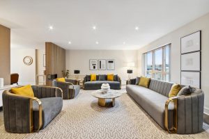 44510_KYC240019_L_IMG_11_0000