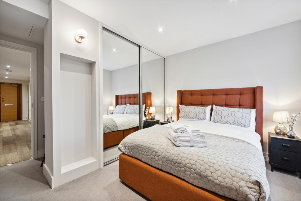 44510_KYC240019_L_IMG_16_0000