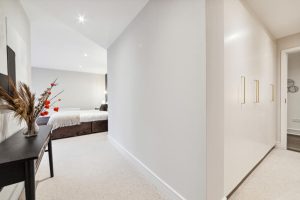 44510_KYC240019_L_IMG_17_0000