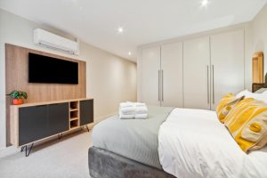 44510_KYC240019_L_IMG_24_0000