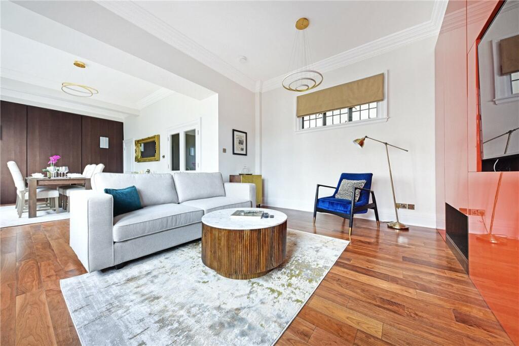 48606_MYL240015_L_IMG_00_0000