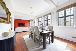 48606_MYL240015_L_IMG_02_0000