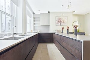 48618_KNI240007_L_IMG_02_0000