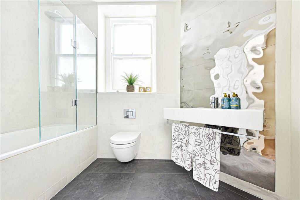 48618_KNI240007_L_IMG_11_0000