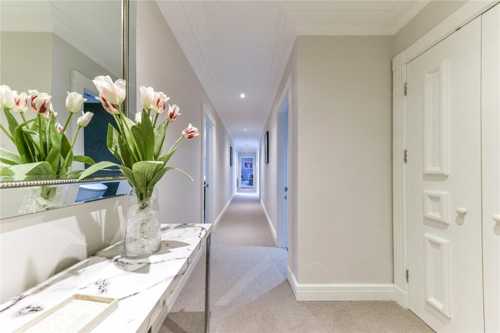 49015_KEL240014_L_IMG_06_0000