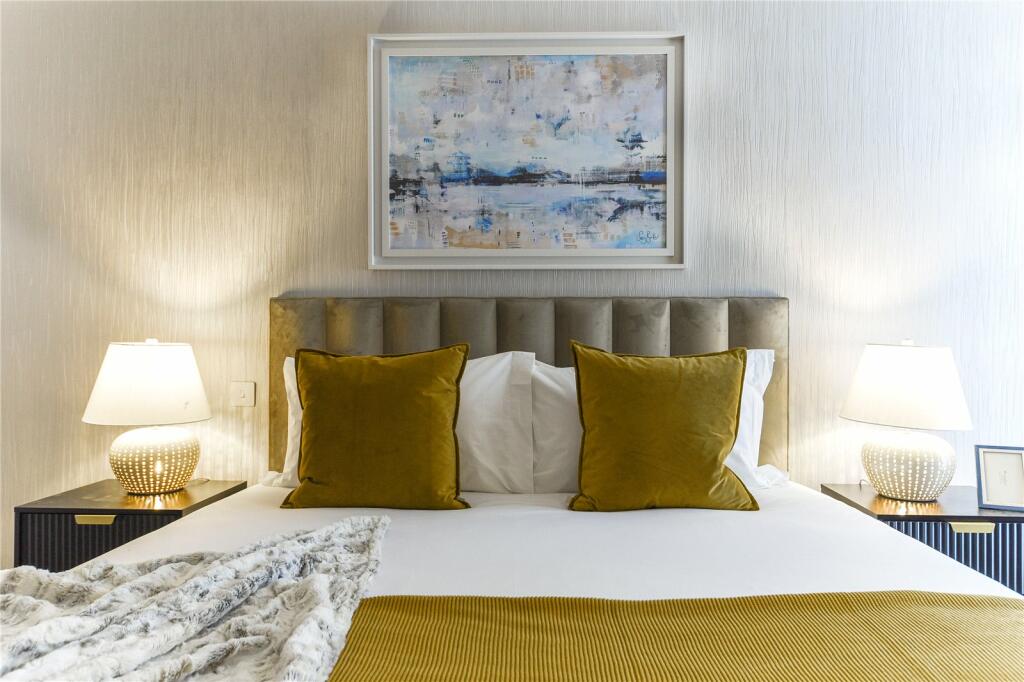 49015_KEL240014_L_IMG_10_0000