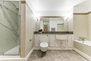 49015_KEL240014_L_IMG_12_0000