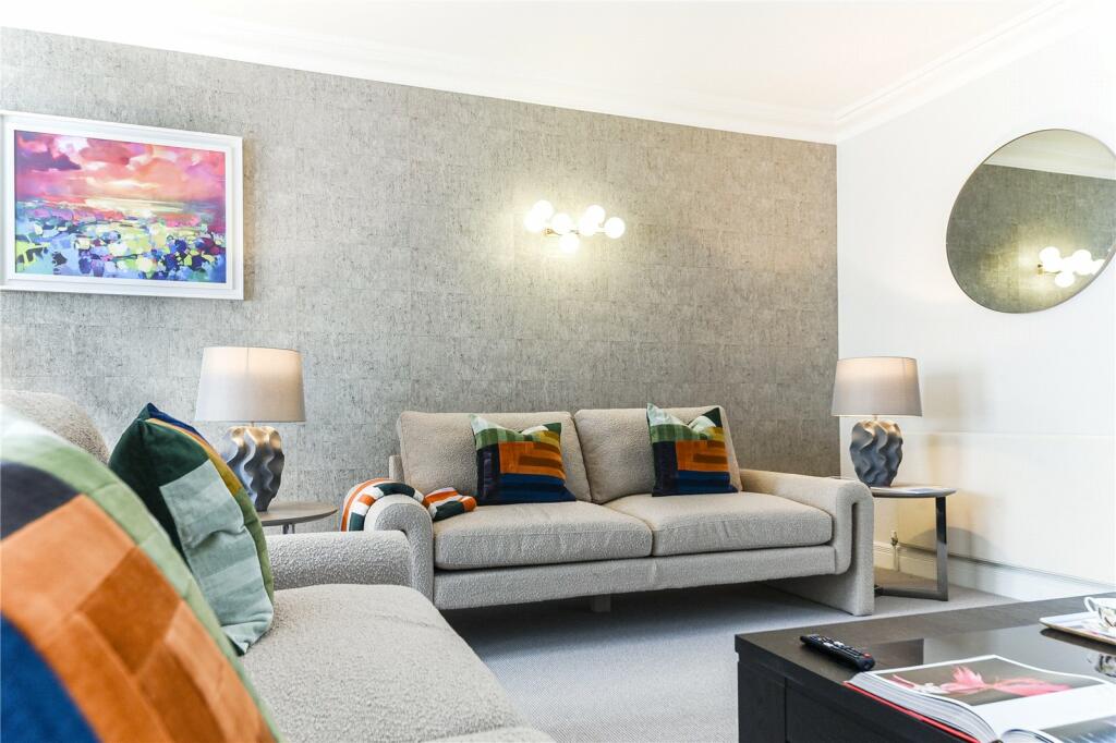 49015_KEL240014_L_IMG_18_0000