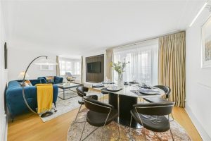 49015_KEL240015_L_IMG_02_0000