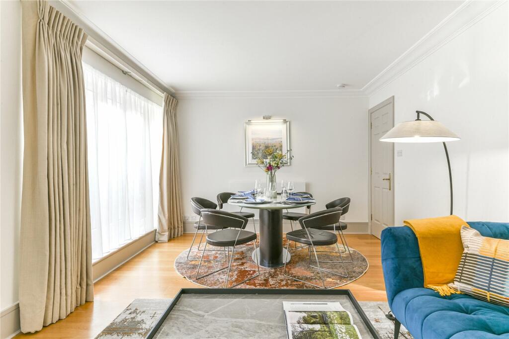 49015_KEL240015_L_IMG_12_0000