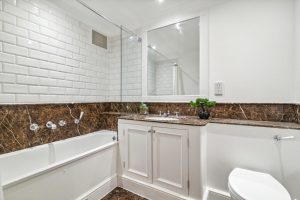 51301_KYC240091_L_IMG_09_0000