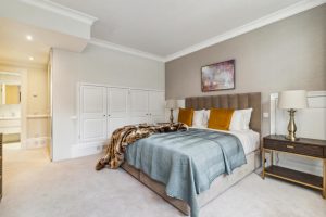 51301_KYC240091_L_IMG_10_0000