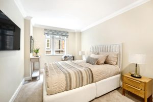 51322_KYC240042_L_IMG_07_0000