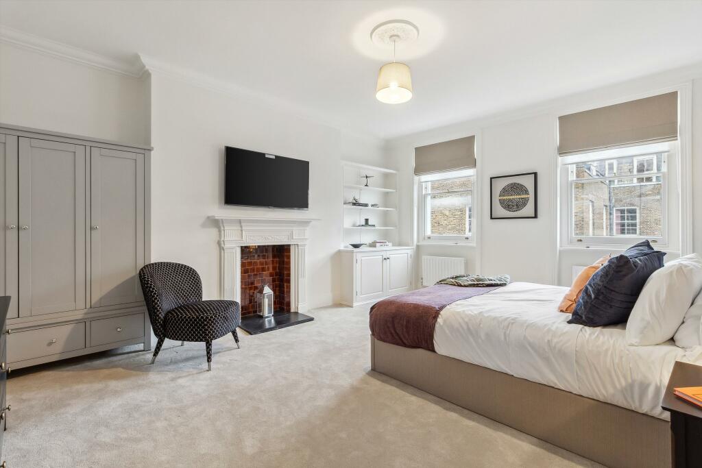 63083_MRQ012469032_IMG_05_0000