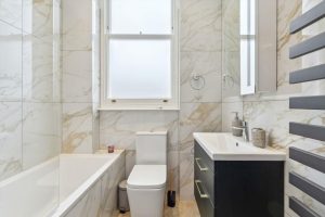 63083_MRQ012469032_IMG_07_0000