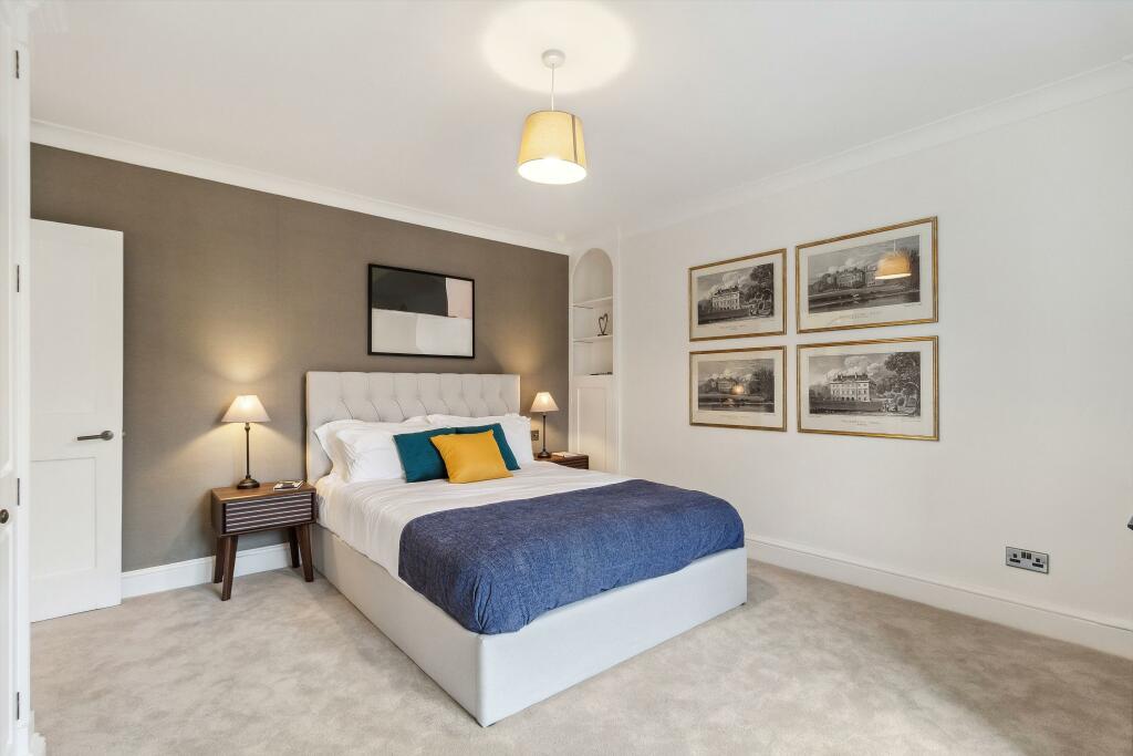 63083_MRQ012469032_IMG_13_0000