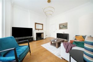 48606_MYL240041_L_IMG_05_0000