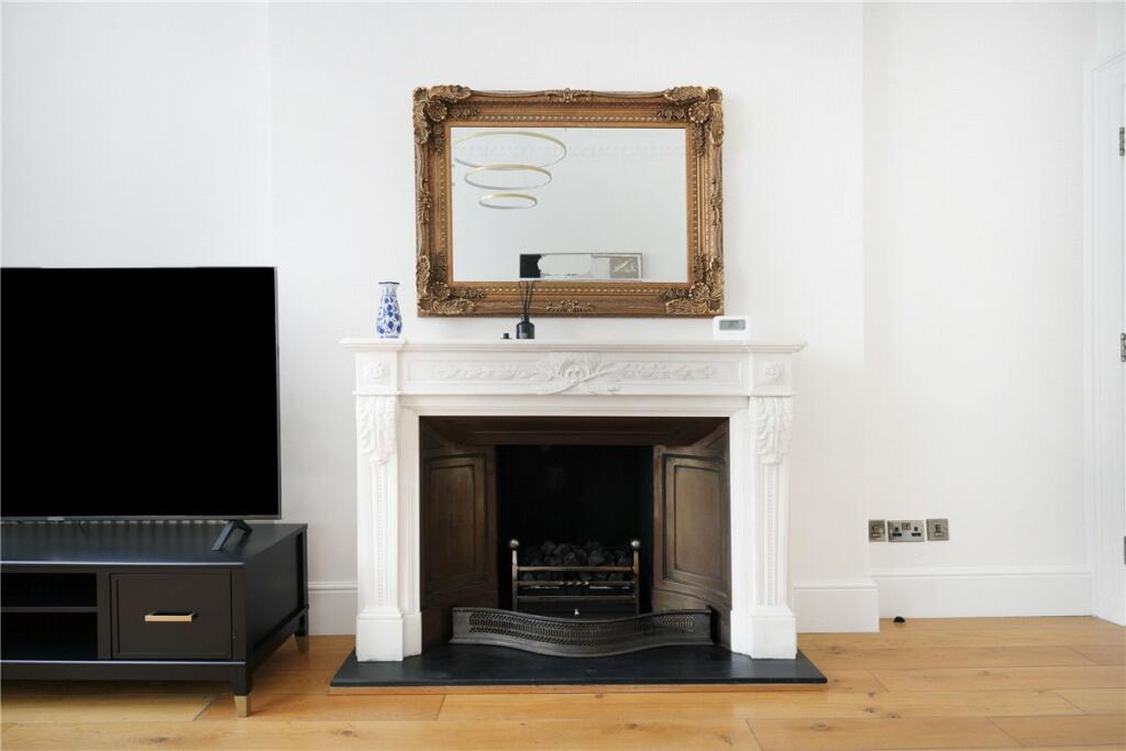 48606_MYL240041_L_IMG_12_0000