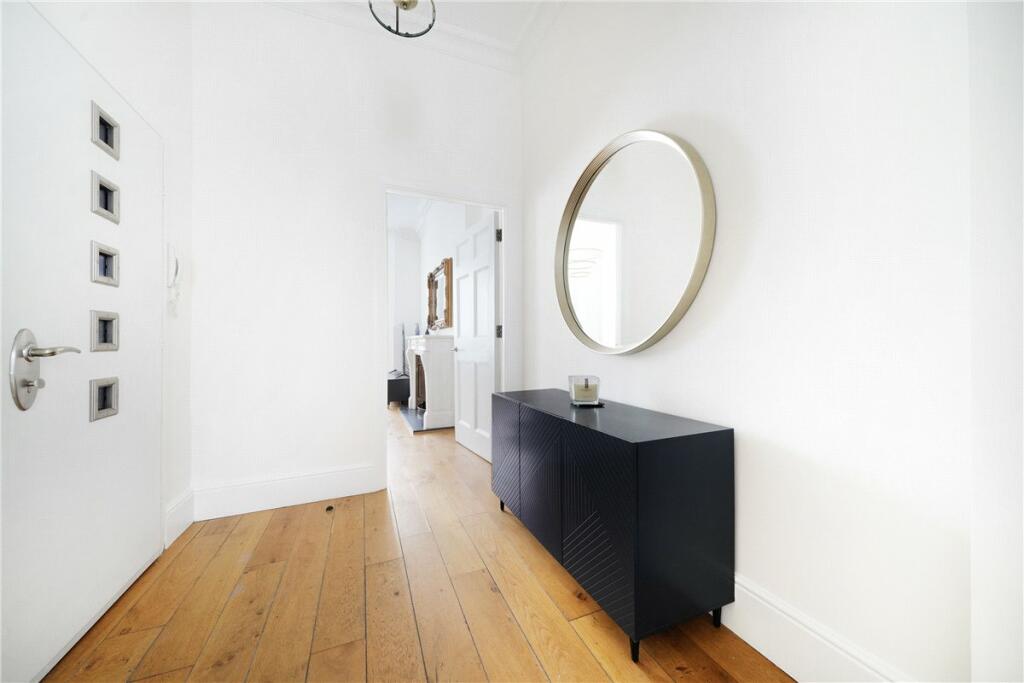 48606_MYL240041_L_IMG_20_0000