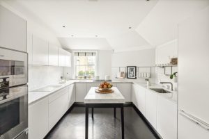 65875_KNQ012458672_IMG_02_0000