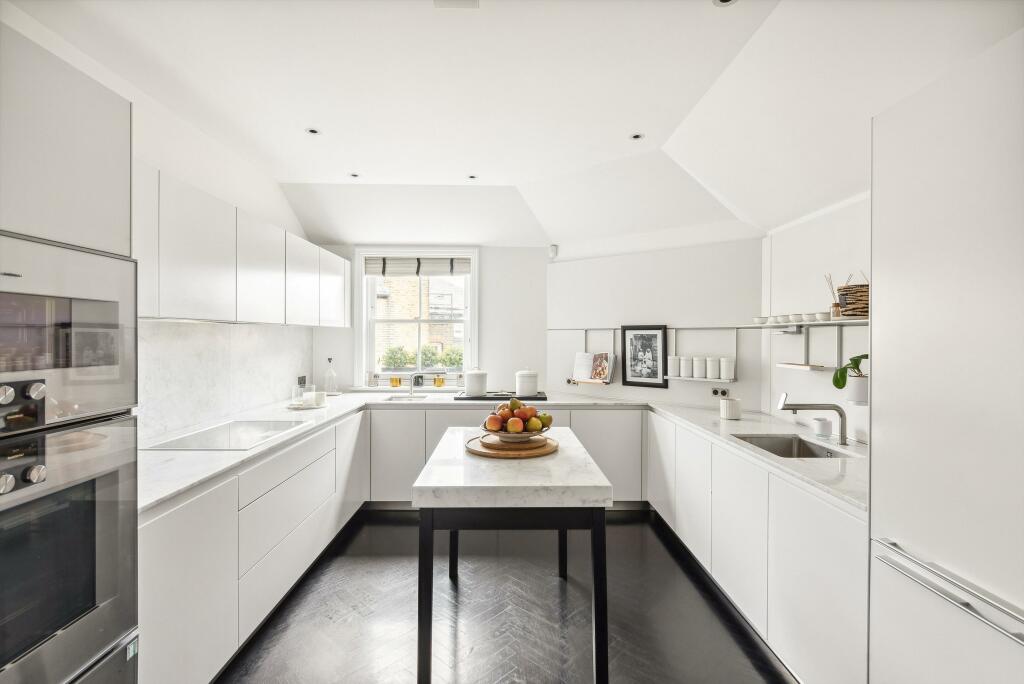 65875_KNQ012458672_IMG_02_0000