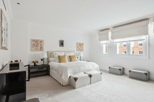 65875_KNQ012458672_IMG_06_0000