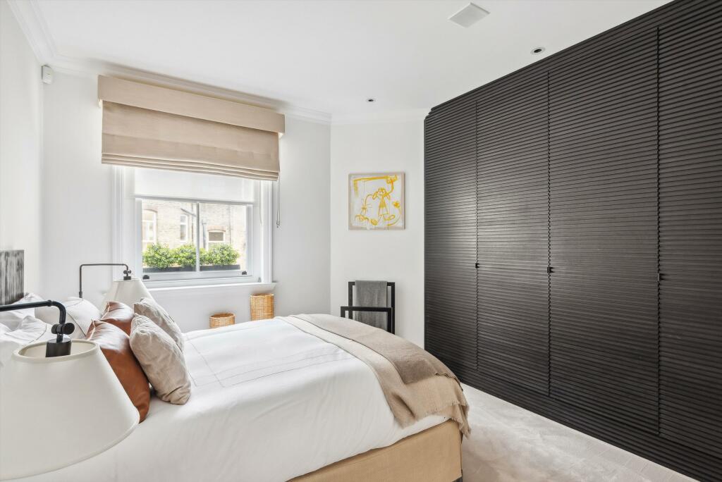 65875_KNQ012458672_IMG_08_0000