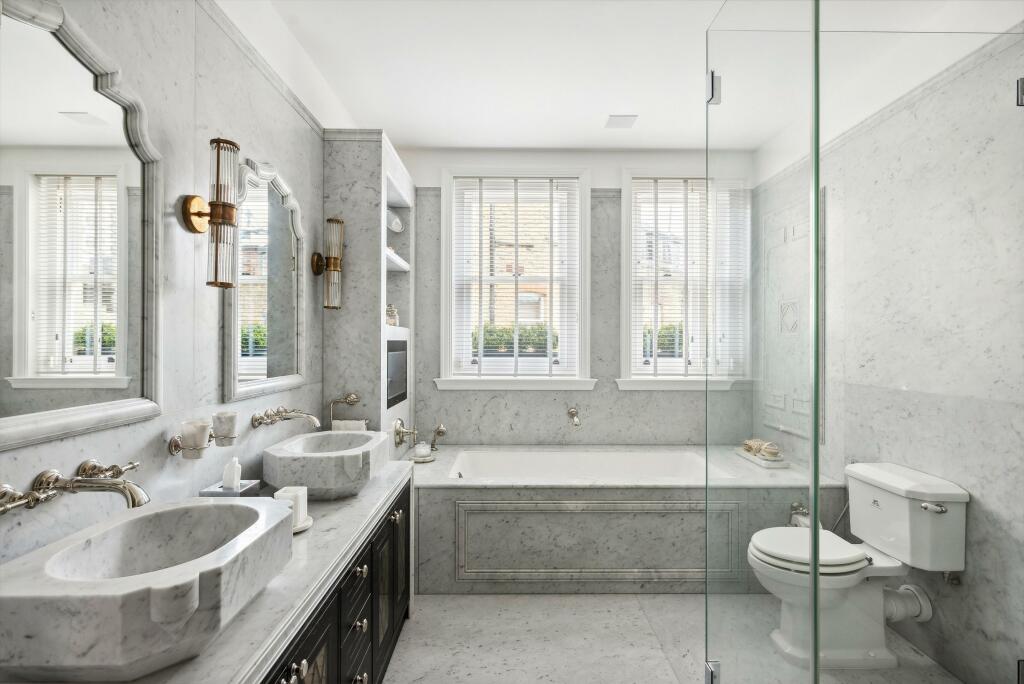 65875_KNQ012458672_IMG_12_0000