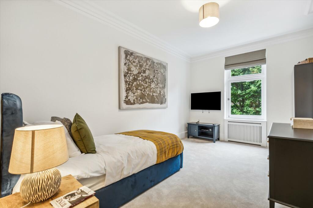 65890_KEQ012492063_IMG_15_0002