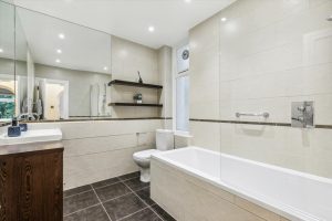 65890_KEQ012492063_IMG_16_0002