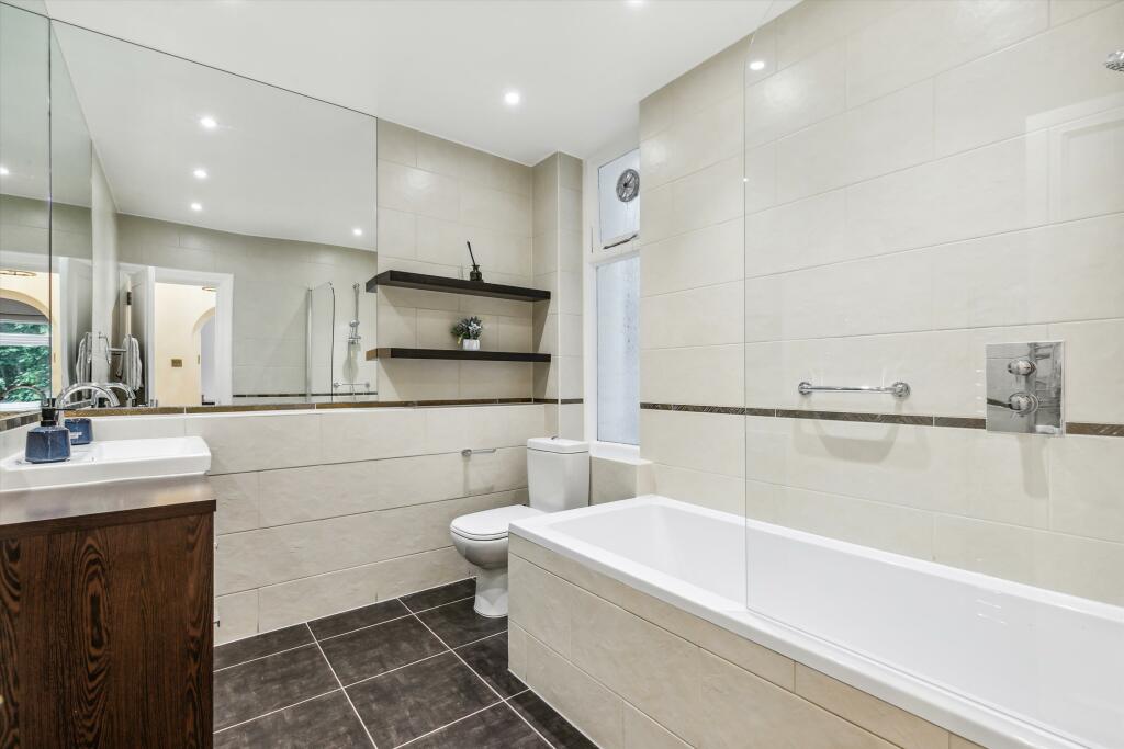 65890_KEQ012492063_IMG_16_0002