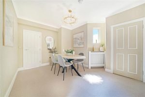 48606_MYL240060_L_IMG_05_0000