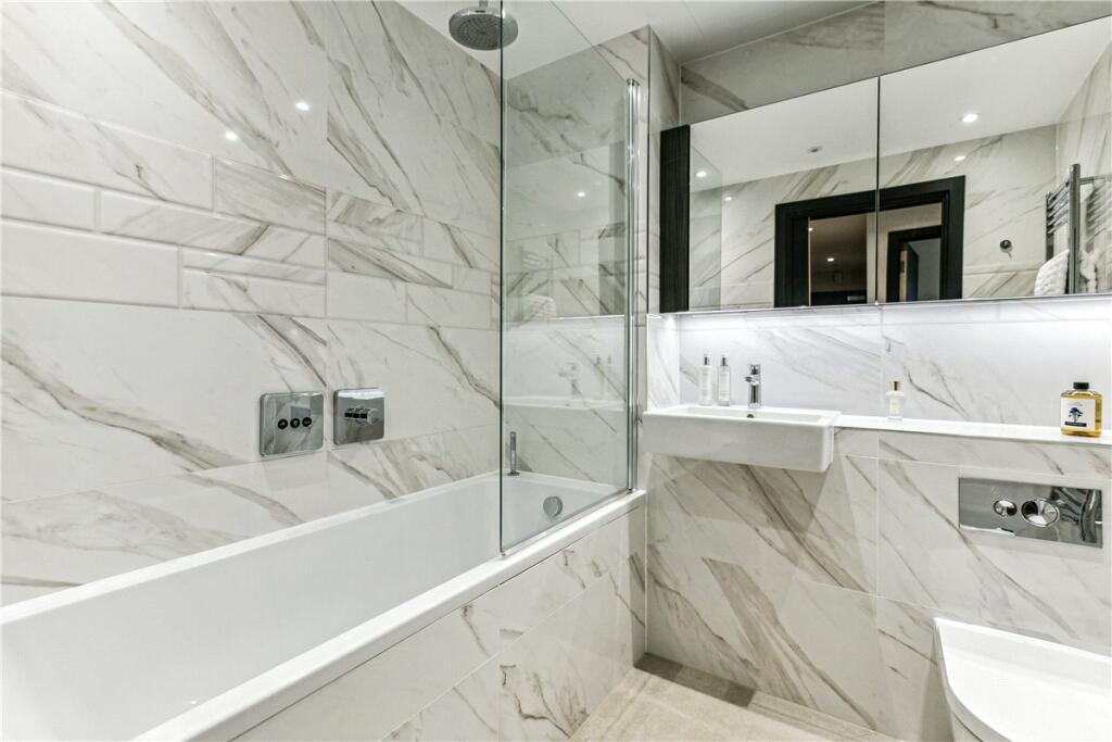 48612_MLE240035_L_IMG_12_0000