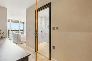 48612_MLE240035_L_IMG_14_0000