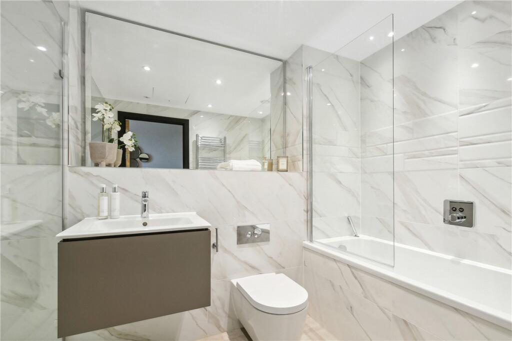 48612_MLE240035_L_IMG_15_0000