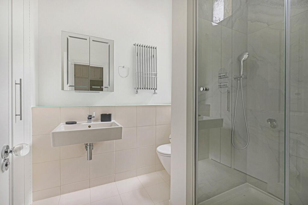 48618_KNI240062_L_IMG_06_0000