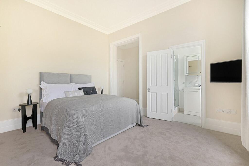 48618_KNI240062_L_IMG_15_0000