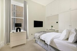 48618_KNI240062_L_IMG_17_0000