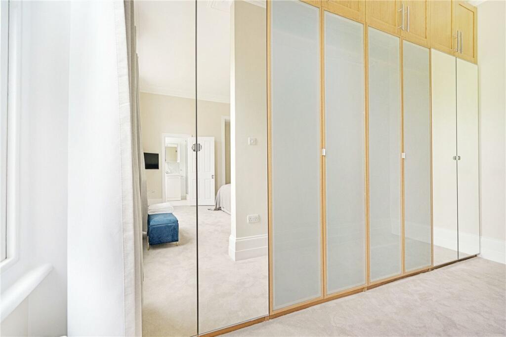 48618_KNI240062_L_IMG_22_0000