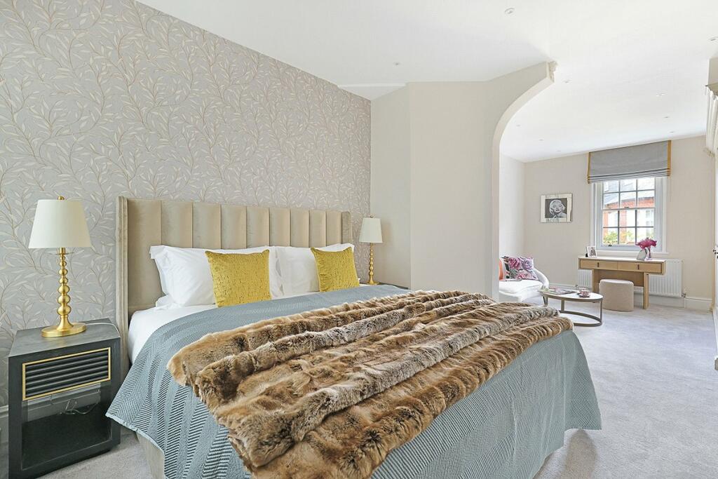 48618_KNI240063_L_IMG_03_0000