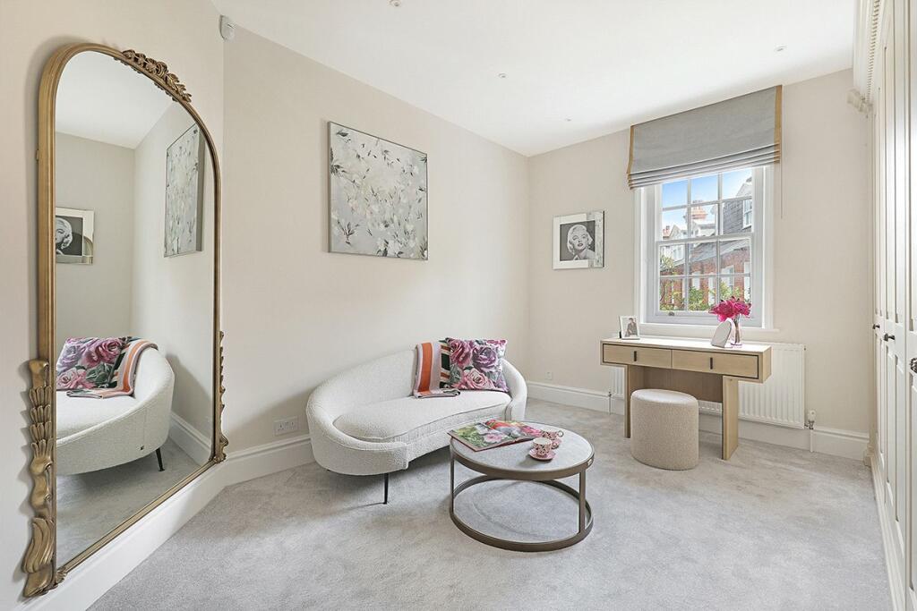 48618_KNI240063_L_IMG_05_0000