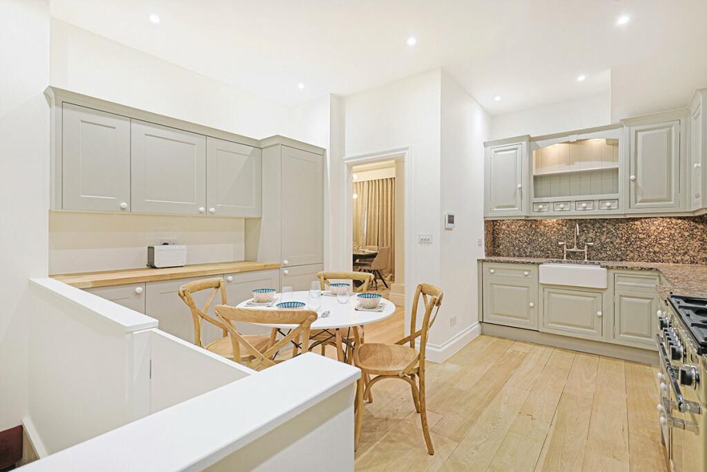 48618_KNI240063_L_IMG_13_0000