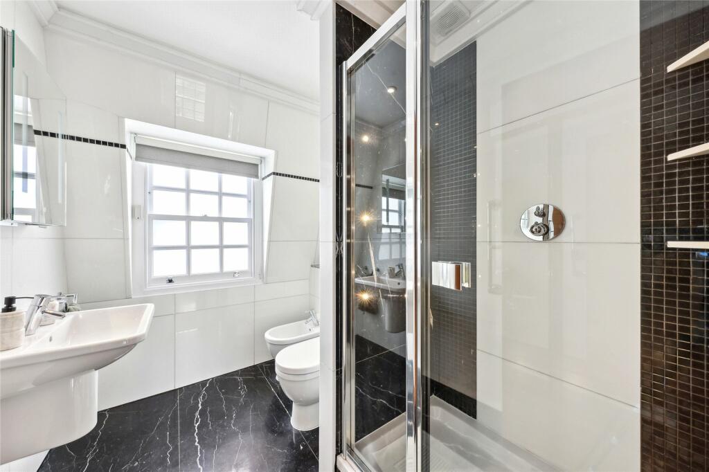 25608_KNL120128_L_IMG_22_0000