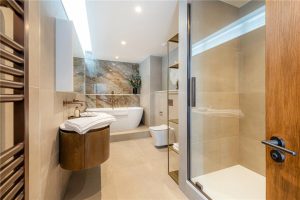 48612_MLE240046_L_IMG_02_0000