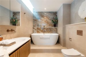 48612_MLE240046_L_IMG_14_0000