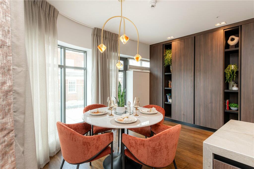 48612_MLE240046_L_IMG_27_0000