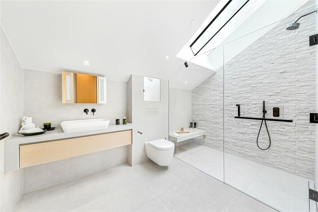 49015_KEL240069_L_IMG_19_0000