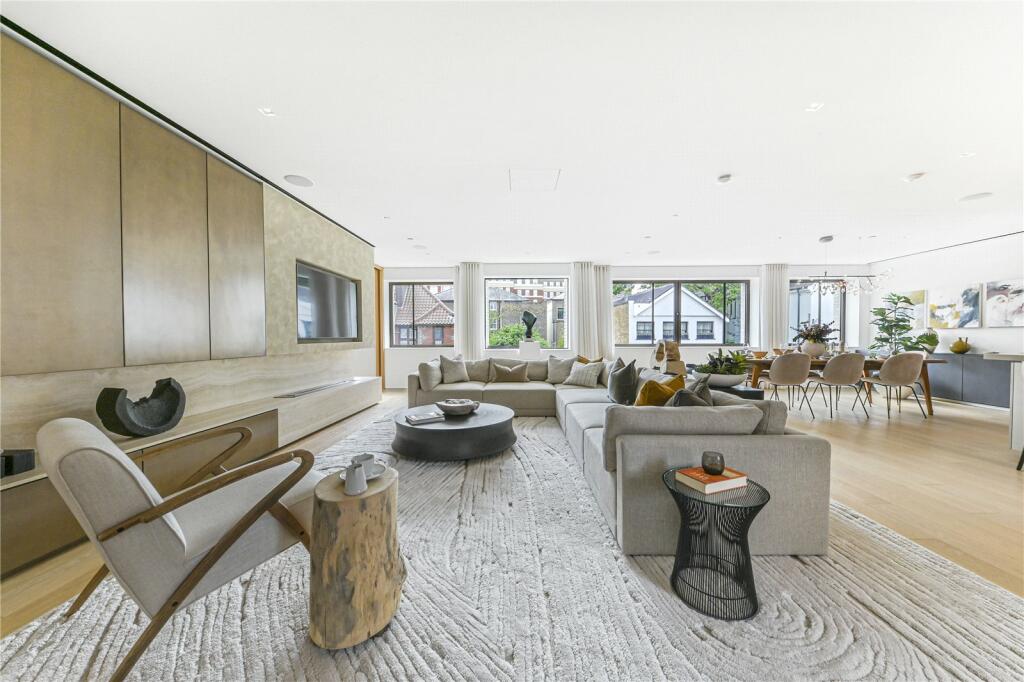 49015_KEL240070_L_IMG_00_0000